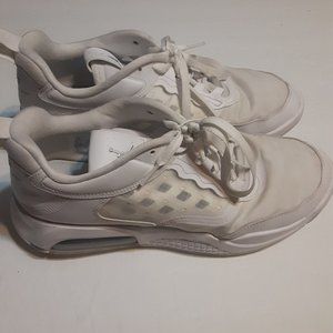 Nike Men's Jordan Max 200 White Shoes in Size 11 CD6105-101